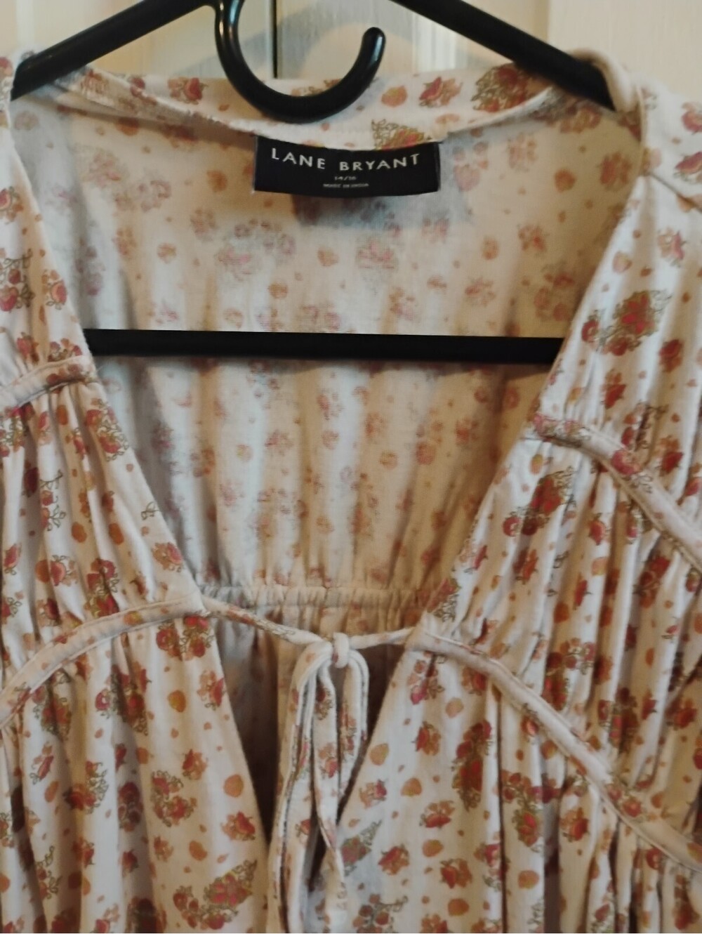 Lane Bryant Floral Print Peplum Blouse Size 14/16 - Picture 2 of 10